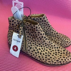 Cat and Jack booties